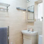 Athelas, Self Catering *